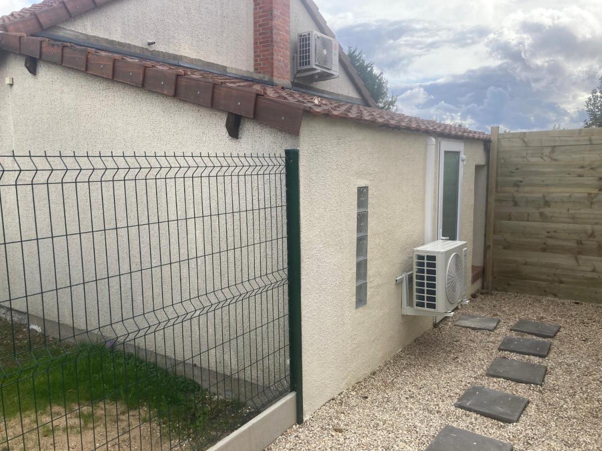 Maisonnette Neuve Avec Jardin Privatif Saran Zewnętrze zdjęcie